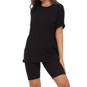 2026 conjunto de camisa y pantalones cortos deportivos de gran tamaño personalizados para mujer, ropa de verano transpirable con patrón sólido de manga corta - Product Image 2
