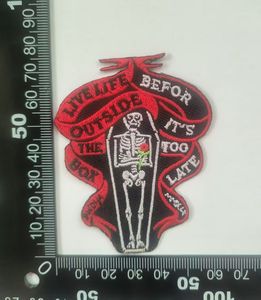 Parche Bordado de Dibujos Animados Personalizado, Insignia de Personaje con Gancho y Bucle de Velcro, Parche de Tela Termoadhesivo 3D con Relieve para Planchar - Product Image 2