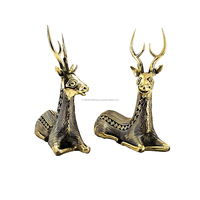 Décoration de table artisanale en laiton doré, duo de cerfs assis, style ancien, traditionnel, rustique, art tribal, 4,5 pouces