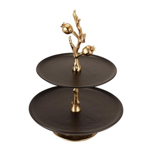 Nouveau design de présentoir à trois niveaux en métal et verre avec finition argentée polie, parfait pour les desserts, les collations, une table élégante. - Product Image 2