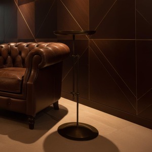 Mesa Auxiliar Moderna de Latón con Altura Ajustable, Diseño Minimalista, Muebles para Sala de Estar - Product Image 5