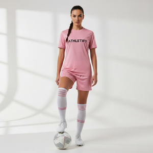 ชุดฟุตบอลหญิงแบบกำหนดเอง เสื้อเจอร์ซีย์ กางเกงขาสั้น น้ำหนักเบา ระบายอากาศได้ดี แห้งเร็ว ซับเหงื่อ 100% โพลีเอสเตอร์ สำหรับฝึกซ้อมและแข่งขัน - Product Image 1