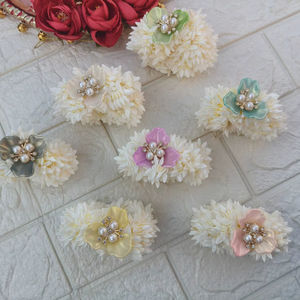 Gajra Acrílica para Boda India con Anillo, Combo para Joyería de Nikah, Mehndi y Haldi |   Talla única |   Regalo para Ella |    Envío Gratis - Product Image 1