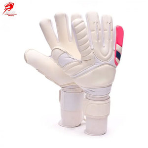 Gants de gardien de but robustes pour entraînement sur terrain dur, avec protection renforcée des doigts et de la colonne vertébrale pour la sécurité. - Product Image 1