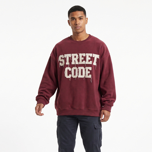 Sudadera Oversize de Cuello Redondo para Hombre con Bordado Desgastado, Forro Polar de Poliéster, Estilo Urbano de Invierno, Ajuste Holgado - Product Image 1