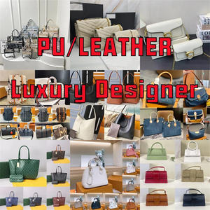 Bolso de Mano de Lujo con Patrón de Cocodrilo para Mujer, Elegante Bolso Tote con Correa Única, Decoración de Cadena y Cierre de Cremallera, Resistente al Agua - Product Image 6