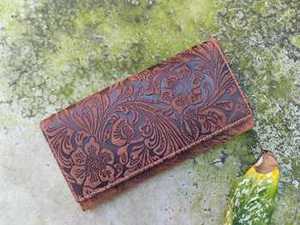 Premium Quality 100% Genuine Leather Durable Waterproof Embroidery Floral Tooled Carved Portable Women's Card Holder Hand <b>Wallet</b> - Product Image 5