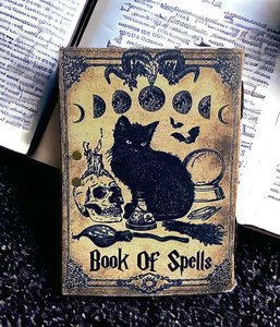 Carnet Wiccan fait main en papier coton vintage à bords festonnés, avec motif chat sorcière, Grimoire pour fournitures de sorcellerie - Product Image 3