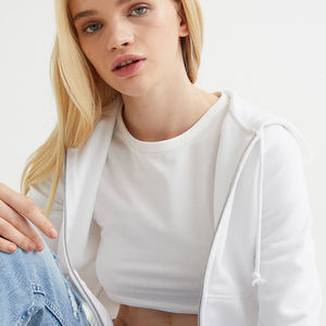 เสื้อฮู้ดดี้ผู้หญิงรุ่นใหม่ ขายดี ดีไซน์สวย น้ำหนักเบา สวมใส่สบาย มีหลายสีให้เลือก - Product Image 3