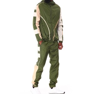 Ensemble de survêtement coupe-vent élégant pour l'hiver avec veste à capuche et pantalon de jogging coupe classique pour l'entraînement sportif, les tenues décontractées et les voyages - Product Image 3