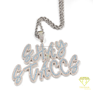 Collar con Colgante Personalizado 'SIR' con Diamantes Moissanite VVS, Plata de Ley 925 Chapada en Oro, Diseño de Lujo Personalizado - Product Image 6