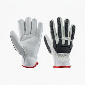 ถุงมือเซฟตี้ TPR ยี่ห้อ VANTREX INDUSTRIES พร้อมฝ่ามือกันลื่นและข้อมือเสริมความแข็งแรง ทนทานต่อแรงกระแทกและระบายอากาศได้ดี สำหรับใช้งานในอุตสาหกรรม - Product Image 1