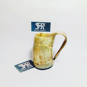 Chope à bière rustique haut de gamme en corne, fabriquée à la main en Afrique, finition naturelle, écologique, 5 pouces, pour cadeaux, célébrations et présentation - Product Image 2