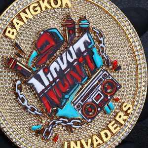 Colgante Redondo de Lujo con Moissanita Iced Out Estilo Hip Hop Bangkok Invaders, Amuleto de Graffiti Colorido, Joyería de Declaración - Product Image 4