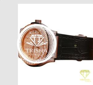 Montre Statement en or rose avec diamants Moissanite, bracelet en cuir marron et finition de luxe exclusive - Product Image 3