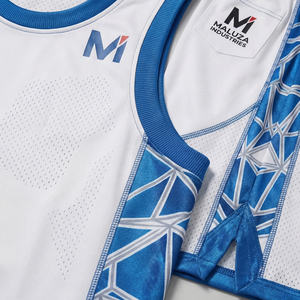 Uniforme de Baloncesto Sublimado Resistente, Conjunto de Camiseta y Pantalones Cortos con Identidad de Equipo Personalizada, Ropa de Baloncesto con Gestión de la Humedad - Product Image 4