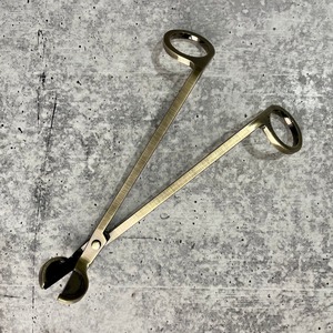 Coupe-mèche de luxe en acier inoxydable pour l'entretien des bougies, coupe précise, long manche, poignée ergonomique, résistant à la rouille, finition durable - Product Image 2