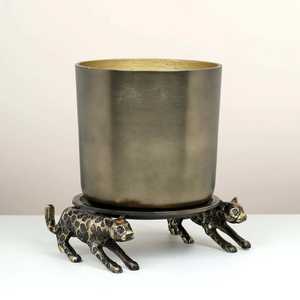 L 24 x W 23 x H 27 Cm Vintage Metal Flower Pot with Leopard Base for Indoor Plants Decorative Planter in Bronze Finish - Product Image 4