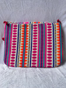 Pochette Bohème Ethnique Brodée avec Miroirs, Pompons et Franges, Sac à Main Artisanal pour Festival - Product Image 6