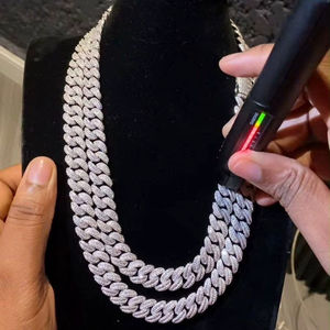 Collier chaîne cubaine en argent sterling massif 18 mm avec moissanite certifiée IGI, style hip-hop glacé, cadeau unisexe - Product Image 1