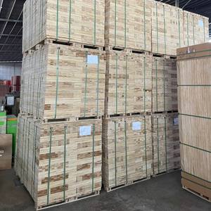 Listones de Madera LVL Económicos y Resistentes para Cama, Soportes de Cabecera Duraderos, Personalizados OEM/ODM, Venta al por Mayor, Bajo MOQ, Embalaje para Envío, Hung Yen - Product Image 1