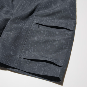 Pantalones cortos para hombre con cremallera y tela impermeable - Product Image 3
