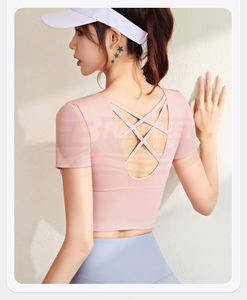 Ensemble de soutiens-gorge de yoga respirants pour femmes avec dos élégant, rembourrés, et leggings sculptants, tenues de sport à manches courtes pour la gym et le fitness - Product Image 4