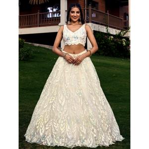 Fabulous Off-White Lentejuelas Red Tradicional Lehenga Choli Con Dupatta - Product Image 5