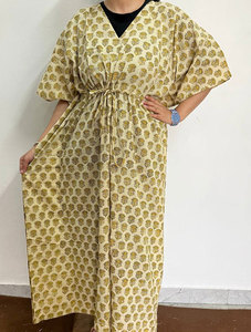 Vestido Kaftan Estampado de Algodón Premium para Mujer, Corte Holgado y Diseño Bohemio Elegante - Product Image 1