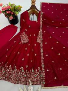 Vestido Doremon con bordado de lentejuelas y pedrería, diseño de diseñador, con falda y dupatta, completamente cosido, listo para usar. - Product Image 6