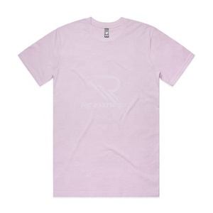 Diseño clásico de cuello redondo y corte regular que ofrece un atractivo atemporal, lo que lo convierte en una opción ideal para diversos entornos. - Product Image 2