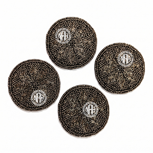 Sous-verres gothiques noirs perlés, lot de 4, ronds, couleur anthracite, pour cocktails, bars et décoration de table. - Product Image 1