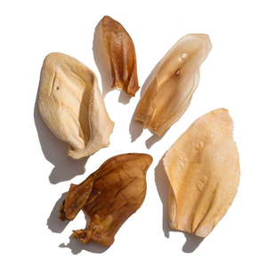 Friandises à mâcher pour chien naturelles et durables, à base d'oreilles de bœuf séchées, texture croquante, pour une collation quotidienne, par Perfect Enterprises - Product Image 1