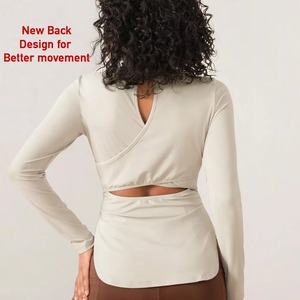 เสื้อยืดแขนยาวผู้หญิง โพลีอีลาสเทน บีบรัดรูป ซับเหงื่อ ระบายอากาศ เหมาะสำหรับออกกำลังกาย ขายส่ง - Product Image 5