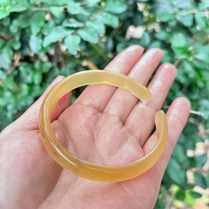 กำไลข้อมือเปิดทำจากเขาควายคุณภาพสูง ขัดเงา เป็นมิตรกับสิ่งแวดล้อม ดีไซน์ทันสมัย งานฝีมือธรรมชาติ ทำด้วยมือ ขนาดสั่งทำได้ ของขวัญแต่งงาน - Product Image 3