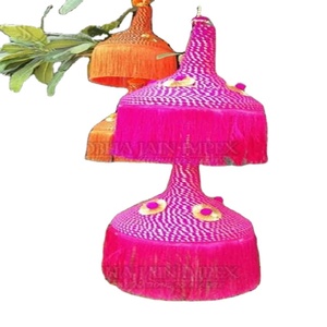 โคมไฟระย้าไม้หลากสีสันโดยโชบฮา ไจน อิมเพ็กซ์ ผลิตในเดลี อินเดีย - Product Image 1