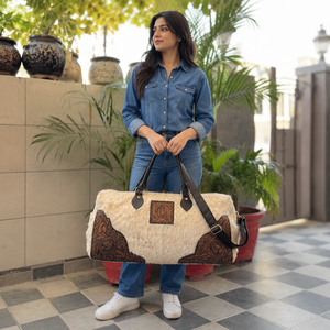 Bolsos de Cuero Metálico Tallados a Mano, Bolsa Hecha a Mano, Bolsa de Viaje Unisex, Bolsa Grande de Cuero con Pelo, Multiusos - Product Image 3