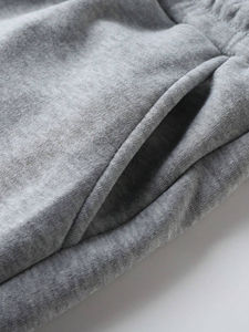 Nouvel ensemble de survêtement personnalisé pour homme, effet vieilli, délavé à l'acide, décoloré par le soleil, avec pantalon évasé et sweat à capuche brodé, idéal pour l'hiver - Product Image 5