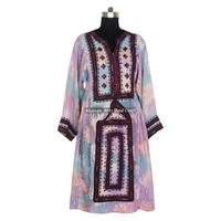 Robe Kuchi Balochi vintage imprimée et brodée à la main, style bohème vintage, provenant d'un fournisseur indien, broderie artisanale vintage.