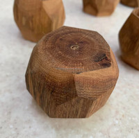 Pot Bunga Kayu Warna-warni Ringan Tahan Lama Buatan Tangan Ramah Lingkungan Desain Taman Dapat Disesuaikan Warna dan Ukuran Pamerkan Koleksi Anda