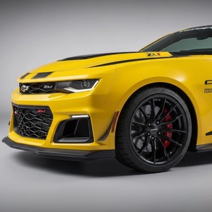 Vente flash Chevrolet Camaro ZL1 Voiture de sport haute performance Qualité supérieure Plastique Exportation directe d'usine Prêt à être expédié dans le monde entier - Product Image 2
