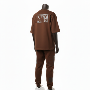 Ensemble t-shirt et pantalon homme en molleton de coton premium 300 GSM marron avec empiècements de logo en caoutchouc embossé - Product Image 5