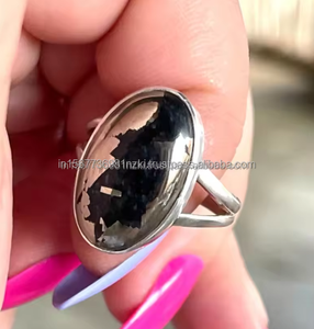 คุณภาพสูงทำด้วยมือโบฮีเมียนเงินสเตอร์ลิงแหวนไพไรต์อัญมณีขนาดใหญ่ที่ไม่ซ้ำกันของขวัญแต่งงานสำหรับพลอยไพไรต์ธรรมชาติของเธอ - Product Image 2