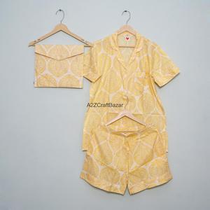 Ensemble de pyjama court pour femme en coton pur 100% respirant et doux, imprimé fleuri, col en V, fermeture à cordon, été - Product Image 5