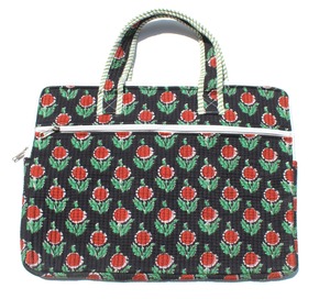 Sac à dos pour ordinateur portable MacBook Air 16 pouces Indianvoguestudio - Coton matelassé à imprimé floral, design protecteur et léger - Product Image 2