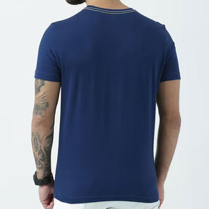 เสื้อยืดโอเวอร์ไซส์ผู้ชายไซส์ใหญ่พิเศษ แฟนซี พลัสไซส์  ผ้าฝ้ายถัก 100% พิมพ์ลายโลโก้ด้านหน้าตามสั่ง  ระบายอากาศได้ดี เป็นมิตรกับสิ่งแวดล้อม น้ำหนัก 320 กรัม - Product Image 2