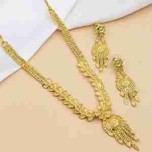 Juego de Joyería de Diseño Tradicional con Collares Cortos de Moda Chapados en Oro Micro de 14K, 18K, 24K para Bodas y Fiestas, Venta al por Mayor - Product Image 4