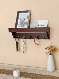 Porte-clés en bois artisanal avec étagère |   Porte-clés mural poli pour entrée avec porte-lettres et crochets pour la maison - Product Image 2