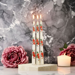 เทียนแท่งตกแต่งลายเพ้นท์มือ สีสันสดใส สำหรับตกแต่งบ้านสไตล์โมเดิร์น (ชุด 4 ชิ้น) สำหรับวันวาเลนไทน์และใช้เป็นเทียนบูชา - Product Image 3