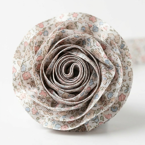 ริบบิ้นโกรเกรนลายดอกไม้ขนาด 20 มม. ขายส่ง เป็นมิตรกับสิ่งแวดล้อม ผลิตจากโพลีเอสเตอร์ สำหรับตกแต่งเสื้อผ้า ของขวัญ และบรรจุภัณฑ์ - Product Image 5